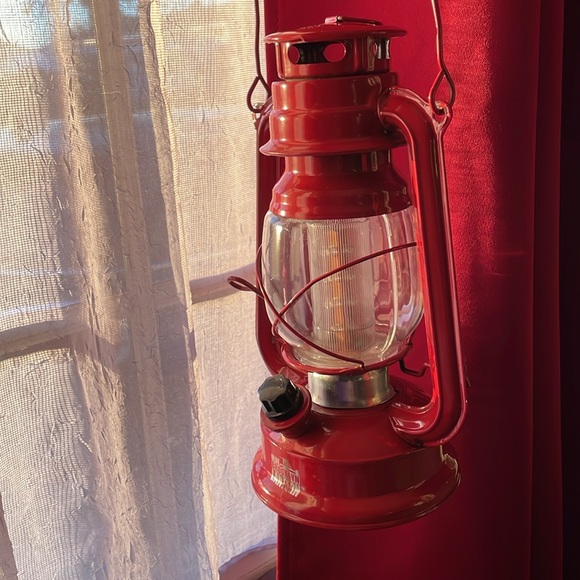 Red Olde Brooklyn Lantern - Picture 14 of 17